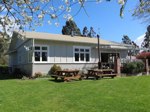 290 Upper Plain Road, Upper Plain