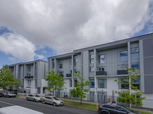 10/2 Western Springs Road, Morningside