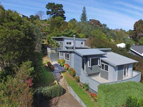 24 Wharf Road, Ostend
