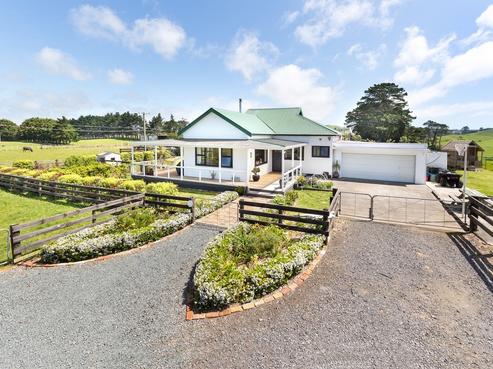84 Gleeson Road, Pollok