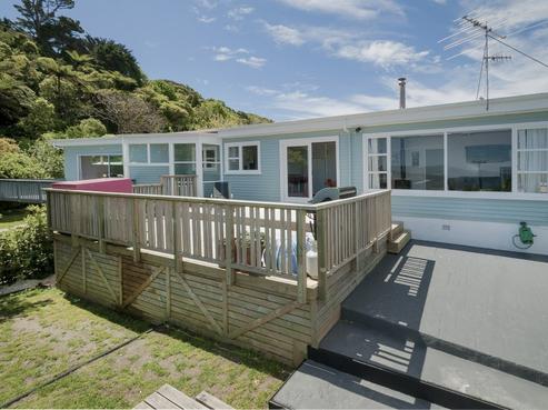 89 Maungaraki Road, Korokoro