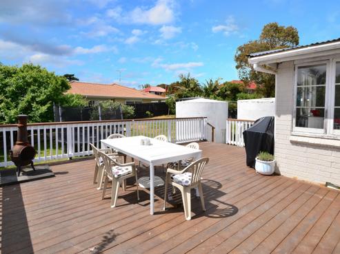 841 Whangaparaoa Road, Manly
