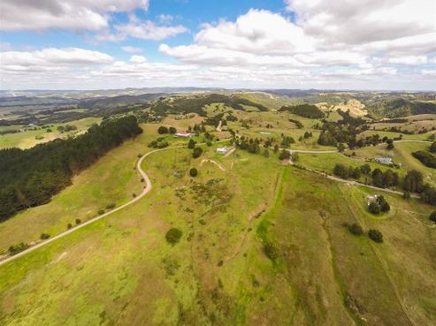 573A Ormiston Road, Waipu