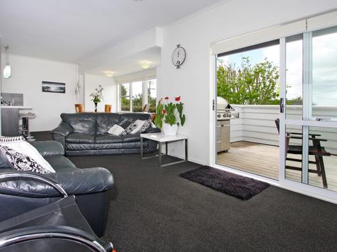 2/38 Parkhill Road, Mellons Bay