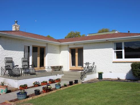 76 Ranui Avenue, Waimataitai