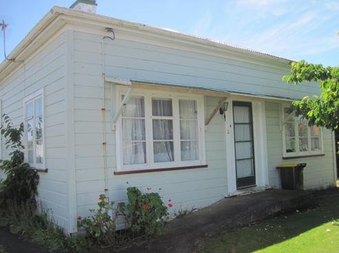 18 Surrey Street, Hawera