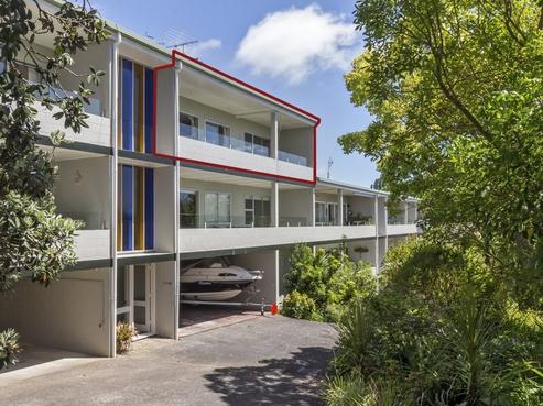 4/34 Uxbridge Road, Mellons Bay