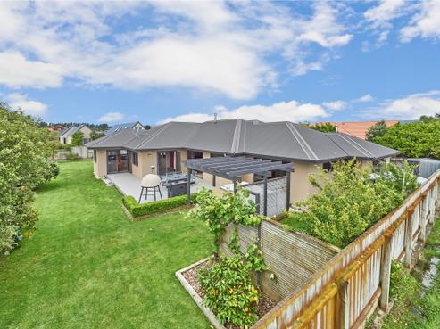 17 Sycamore Crescent, Fitzherbert