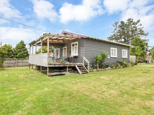 17 Mountain View Road, Hikurangi