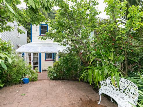 19 Holloway Road, Aro Valley