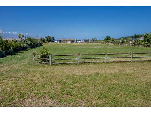 27 Palmer Road, Foxton Beach