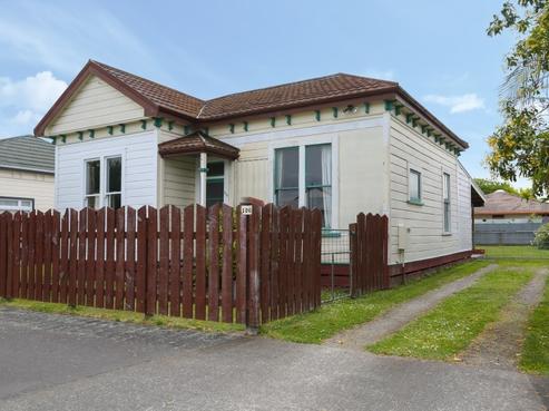 106 Grays Road, Saint Leonards