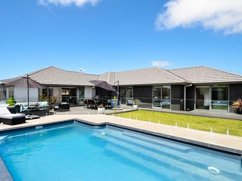 12 Jelas Drive, Riverhead