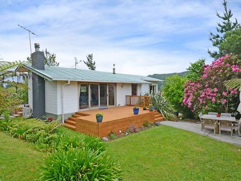 45 Crest Road, Akatarawa