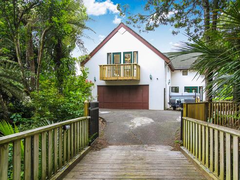 533 South Titirangi Road, Titirangi