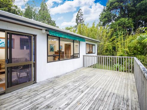 29 Rimutaka Place, Titirangi