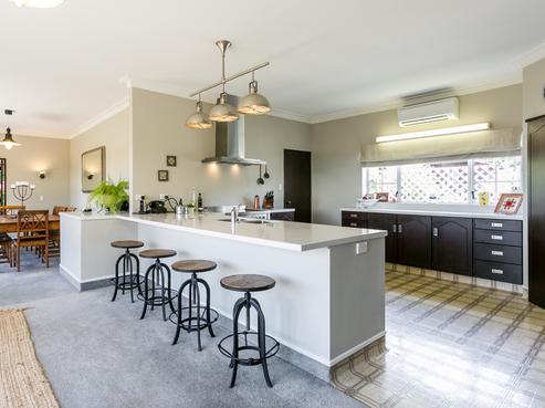 73 James Cook Street, Havelock North
