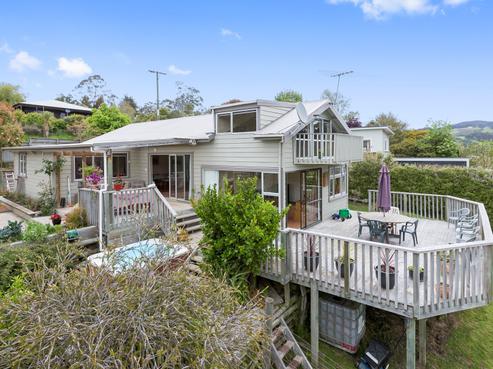69 Doctors Point Road, Waitati