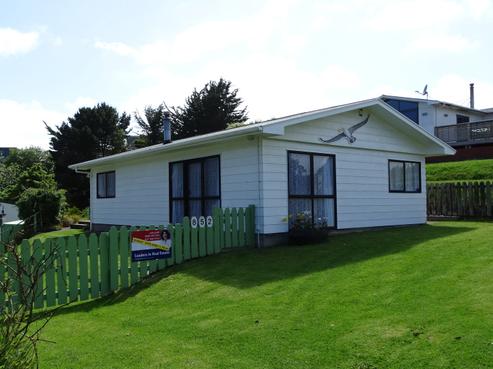 852 Hokio Beach Road, Hokio Beach