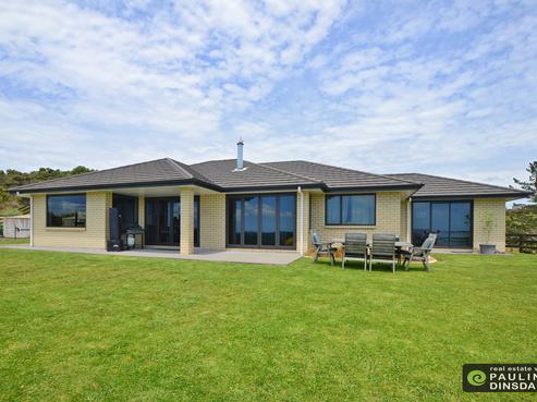 113 Gomez Road, Hikurangi