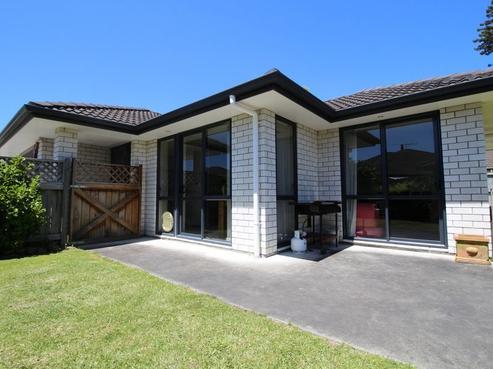 15 Riverholm Drive, Mangakakahi