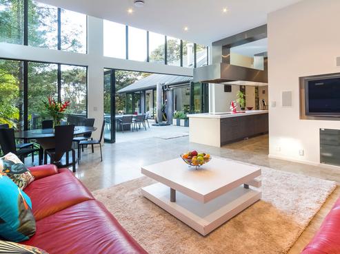 11D Longfellow Parade, Titirangi