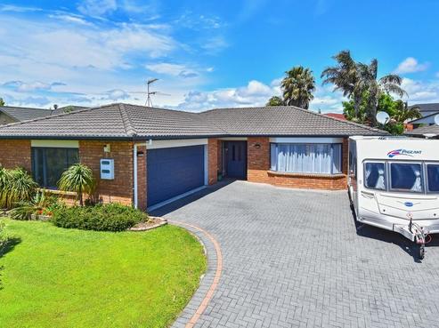 53 Bellville Drive, Clendon Park