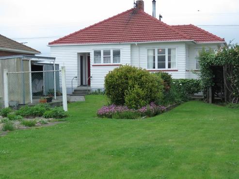 19 Beach Road, Hampstead