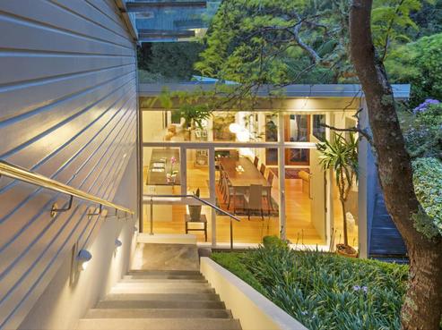 13 Churchill Drive, Wilton