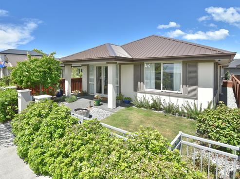 83 Pegasus Boulevard, Pegasus