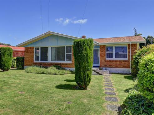 12 Anthony Crescent, Bader