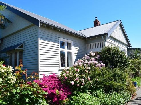 21 Maltby Avenue, West End