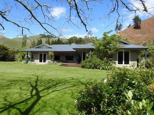 264 Lee Valley Road, Brightwater