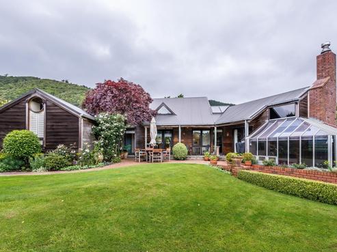 12 He Awa Crescent, Waikanae