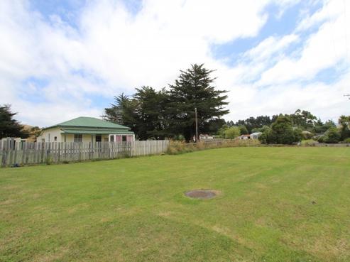 12 Coast Road, Pongaroa