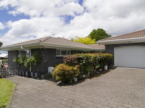 16B Mahana Place, Springfield