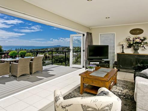 18B Summit Drive, Torbay