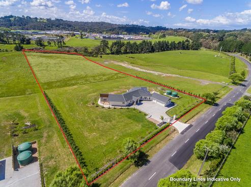 33 Merewhira Road, Paremoremo