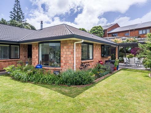 20 Leanne Way, Waikanae Beach