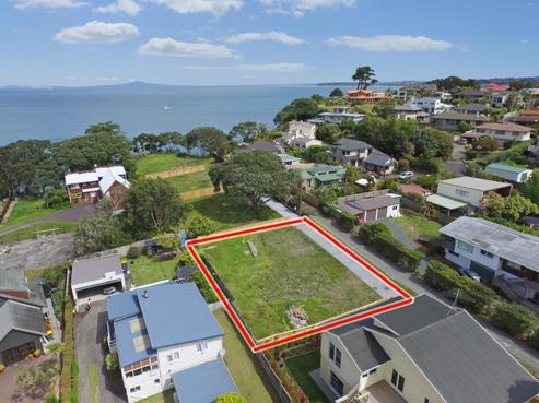 869A Whangaparaoa Road, Manly