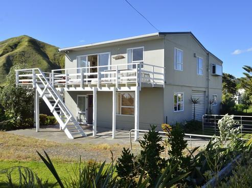 134 Fortescue Street, Mahia