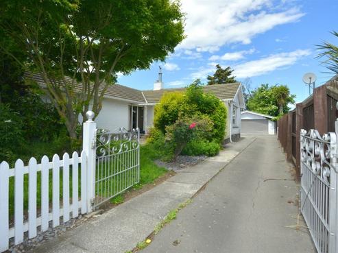 230 Grahams Road, Burnside