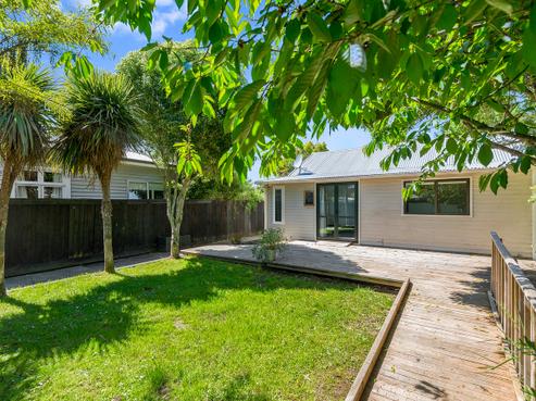 100 Milton Street, Somerfield