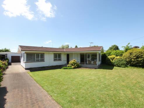 60 Queenwood Avenue, Queenwood