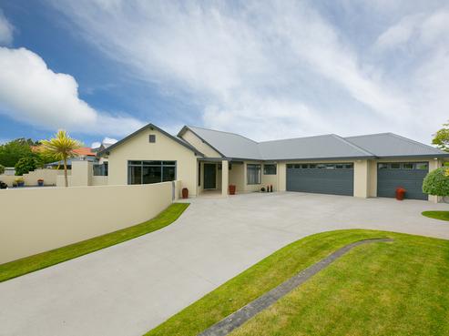 4 Tupare Place, Highlands Park