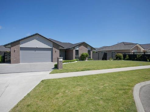 16 Pengover Avenue, Leamington