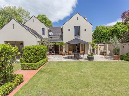 1 Saint Barnabas Lane, Fendalton