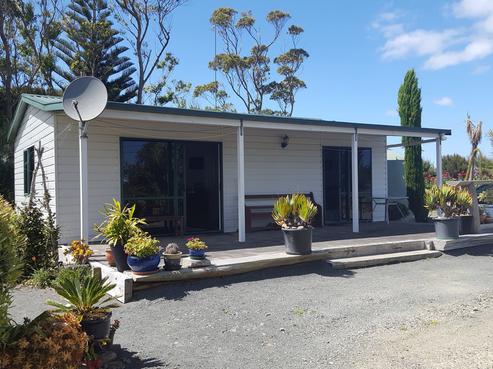 6177 State Highway 10, Awanui