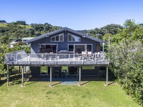 59 Riverview Road, Cooks Beach