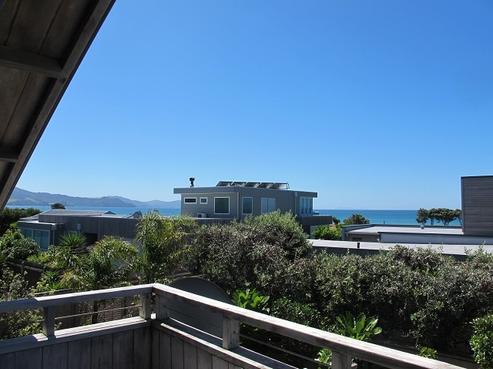 121 Corokia Place, Matarangi